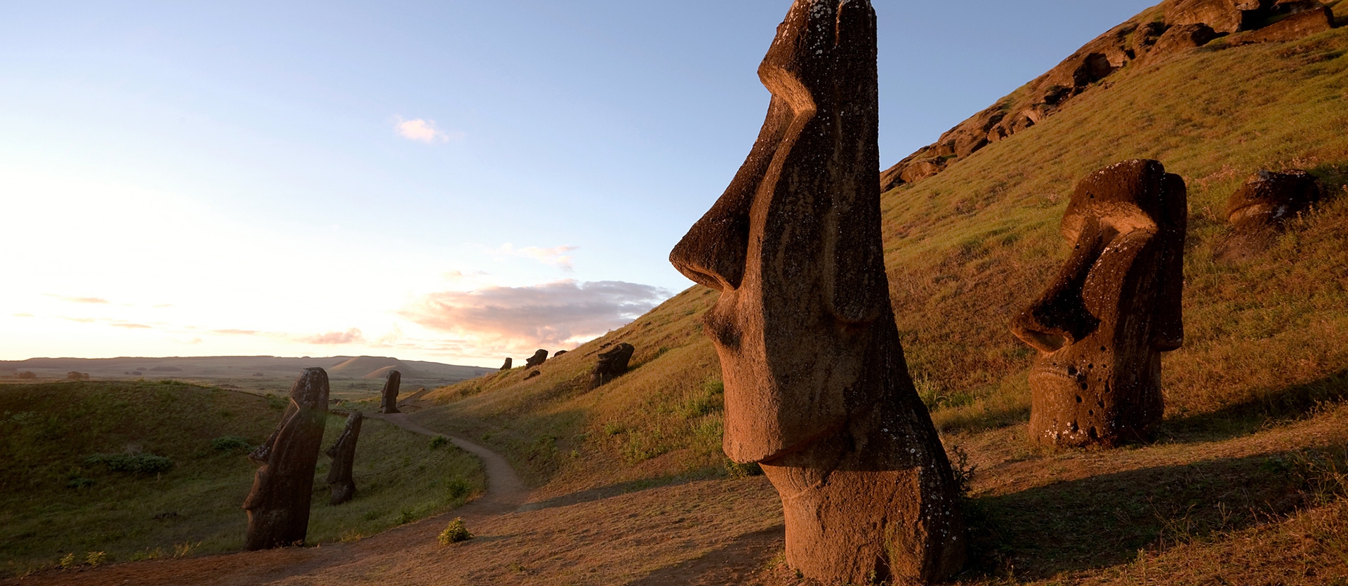 Moai Statues on Easter Island NBH-009 NANOBLOCK | Sights to See